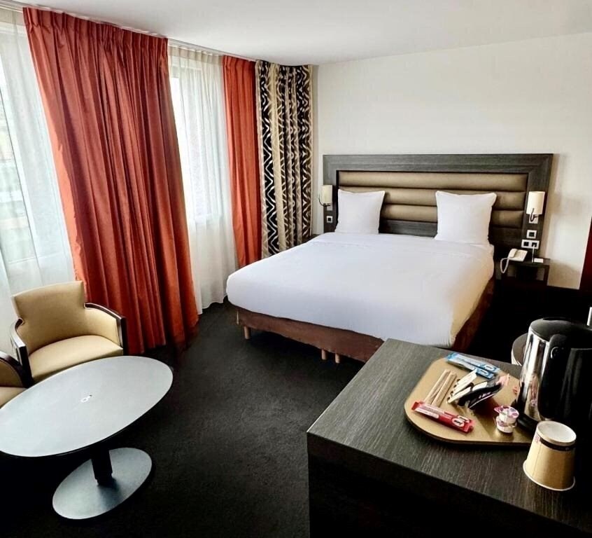 Картинка Mercure Lyon Centre Gare Part Dieu 4*